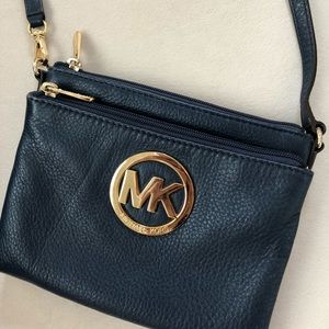 Navy Michael Kors Fulton LG Crossbody bag